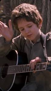 Fun fact: For August Rush (2007), actor Freddie Highmore didn’t actually  play the guitar, but the film used a technique called “guitar miming,”  where he memorized hand movements choreographed to match ...