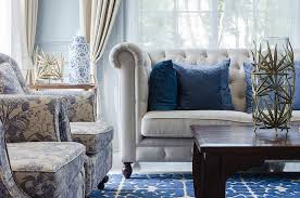 How can you put together stylish navy outfits? What Colors Go With Light Blue Walls Designing Idea