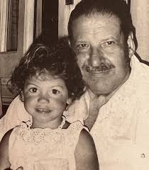 Yolanda (La), Santiago (Lo), Olga (abuela), Leopoldo (abuelos) mi vida no  hubiera sido igual sin uds 🫶🏼 Qué tengo de cada uno de ellos o que  recuerdo imborrable… La: los saraos 💃🏻