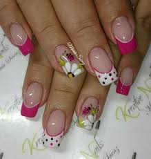 Y las uñas podían teñirse con. Unas Frances Blanco Y Fucsia Flores Blancas Manicura De Unas Unas Elegantes Y Sencillas Unas Manos Y Pies