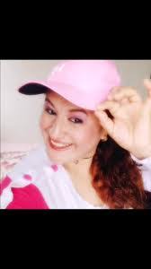 Amanda Zarate's Instagram, Twitter & Facebook