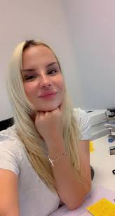 Anyone know how to turn the fan off in the room??