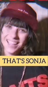 Sonja Bliss's Instagram, Twitter & Facebook