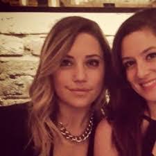 Lori Halpin's Instagram, Twitter & Facebook