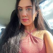 Amy Jayne's Instagram, Twitter & Facebook