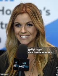 3,611 Lindsay Ell Photos & High Res Pictures