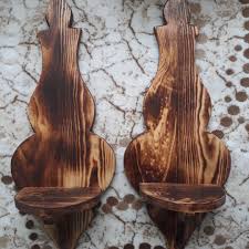 Ahsap Raf Wooden Shelves Panosundaki Pin