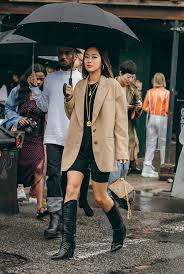 She wore her camel modcloth heels with a black t.j. Chic Ways To Wear The Cowboy Boots Trend Be Daze Live