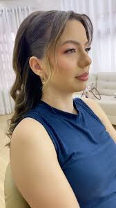 Más otra doctora por aquí ✨ , hermosa Katherine✨