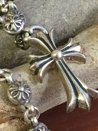 クロムハーツ chromehearts 高価 買取 22k ネックレス リング ピアス ブレスレット ファッション ライダース ウォレットチェーン コーディネート シャツ バッグ 着こなし レディース ゴールド ベスト チャーム chrome hearts silver bracelet silver