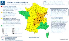 Orages vigilance orange météo france. Gare Aux Orages Ce Dimanche Dans Le Nord Franche Comte Le Trois