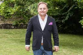 The essential cooking classics, to robert makłowicz robi podobną pracę w polsce.uwielbiam jego programy i jego książki. Robert Maklowicz Bez Programu W Food Network Press Pl Najnowsze Informacje Z Branzy Medialnej Marketingowej Reklamowej I Public Relations