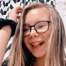 Riley Daugherty💜 (@RileyDa57968067)