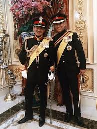 Karena nama merupakan lambang serta identitas seseorang, dan nama itu akan dikenal sepanjang hayat. Pangeran Ganteng Brunei Diserbu Ucapan Duka Kakaknya Meninggal Di Usia 38
