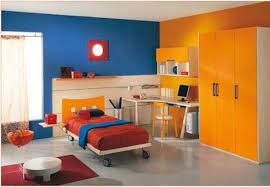 The room also has gray carpet flooring. 45 Blue And Orange Bedroom Ideas Easy Home Concepts