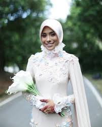 Wedding rentals / sewa baju pengantin 2015. 9 Idea Gaun Nikah Yang Pernah Disarung Oleh Finalis Dewi Remaja Remaja