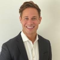 Brett Gorman's Instagram, Twitter & Facebook