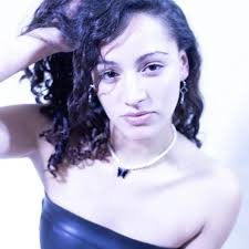 Evita Gomez's Instagram, Twitter & Facebook