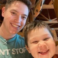 Grayson Hill's Instagram, Twitter & Facebook