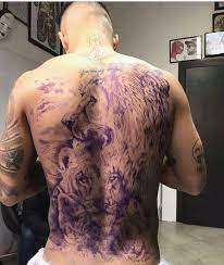 Napoli ace lorenzo insigne is showing off his incredible tattoo of a pride of lions on instagram. Lorenzo Insigne Reveals Incredible New Back Tattoo As Napoli Star Has Pride Of Lions Inked