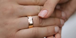 Try to buy the ring that is a mixture of both gold including beads, stones, colorful gemstones, etc. Top Mens Wedding Ring Trends To Watch Out For 2021