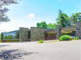 Maybe you would like to learn more about one of these? 300 Plaza Drive Investment Property In Vestal Ny Broome County Investoment Opportunities