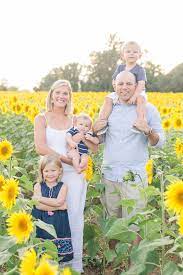 Sunflower Field Family Portraits Arpasi Photography Baltimore Wedding Photographer Family Picture Outfits Family Picture Poses Family Photoshoot Outfits