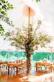 Nothing Better To Hold Up A Tent Than A Gorgeous Lantern Adorned Tree This Beautiful Weddin Tent Wedding Outdoor Wedding Inspiration Beautiful Outdoor Wedding