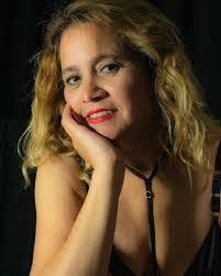 Sandra Lugar's Instagram, Twitter & Facebook