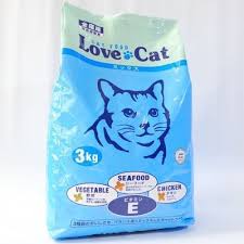 Saya tidak tahu pasti, namun saya pikir sistem pencernaan setiap kucing barangkali sama. Makanan Kucing Terbaik Jadi Pilihan Si Bulusku