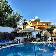 Our guests praise the pool and the helpful staff in our reviews. Hotel La Luna 61 7 6 Prices Reviews Barano D Ischia Italy Tripadvisor