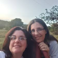 Does any place around Tulsa sell gluten free/corn free dinner rolls?