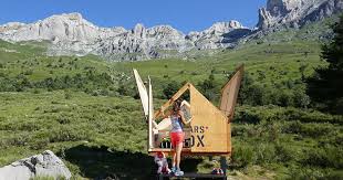sulle Alpi Liguri spunta la "Starsbox" di Officina82 ispirata ai giacigli ...