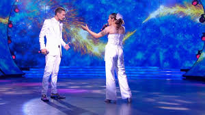 El primer enfrentamiento tuvo como protagonistas a la pareja que sumó el mejor puntaje a lo largo del concurso, rocío quiroz y rodrigo tapari, y los que quedaron en lo más bajo de la tabla de posiciones, agustín cachete sierra e inbal comedi. Cantando 2020 Rocio Quiroz Y Rodrigo Tapari Desplegaron Talento En Su Debut Como Titulares Eltrece