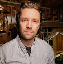 Hi everyone! I was wondering if you could help me chosing my next delay...  I already have an Ibanez DE-7 which I use for its controlled washed out  sounds, a Yamaha DDS-20m