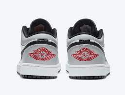 Phần lưỡi gà được làm vải lưới đen đảm bảo độ thoáng. Air Jordan 1 Low Light Smoke Grey Sneakerholic Vietnam