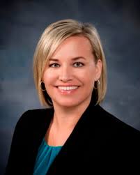 Holly Lipps's Instagram, Twitter & Facebook