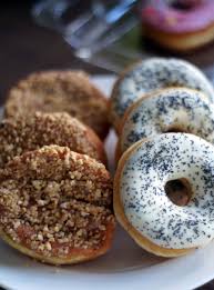 17 krispy kreme coupons now on retailmenot. Das Donut Battle Dunkin Donuts Gegen Happy Donazz