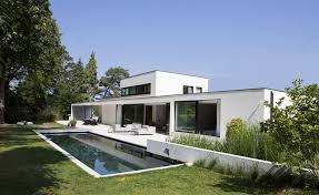 Find Out All Photos And Details Of M S House Belgium On Archilovers Browse The Complete Collection Of P Maison Contemporaine Maison Maison Moderne Plain Pied