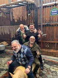 Maybe you would like to learn more about one of these? Penibilul De La Garda De Mediu BucureÈ™ti Va Fi Mutat Pe AltÄƒ FuncÈ›ie È™i El Cerea SÄƒ Fie Dus La PuÈ™cÄƒrie ZiariÈ™tii