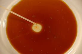 Kaffee Und Alkohol Kampf Der Oberflachenspannungen Experiment Experimente Kinder Physikalische Experimente