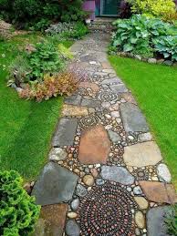 piedras decoradas allees jardin chemin de jardin jardin original