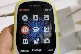 Não importa se você está em busca do melhor telefone para tirar selfies ou do último lançamento; Por Que Um Nokia Tijolao Foi O Grande Sucesso Da Maior Feira De Celulares 03 03 2017 Uol Tilt
