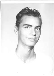 Have you ever wondered how something that happened in your family history  changed that history for you. A bug changed my granddaddy Dobbs history. In  the 1920's he and his brothers sold