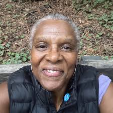 Hi everyone! I have a layover from 9pm-8am in Las Vegas. I'm thinking of  staying in the airport at an airport lounge. Get off the plane then go  there to wait for