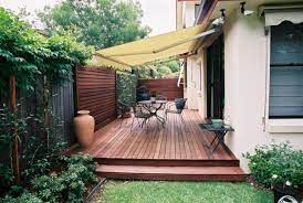 38 Inspiring Diy Backyard Pergola Ideas To Enhance The Outdoor Godiygo Com Small Backyard Decks Budget Patio Backyard Patio