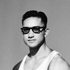 Andrew Shutt's Instagram, Twitter & Facebook