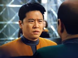 This clip makes me chuckle. It's clips like this which makes Voyager one of  my favourite series of all time.