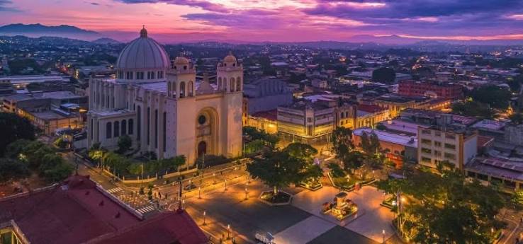 San Salvador, the Raw Energy of an Overlooked Capital – Visit Latin America
