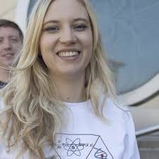 Vanessa Coon's Instagram, Twitter & Facebook